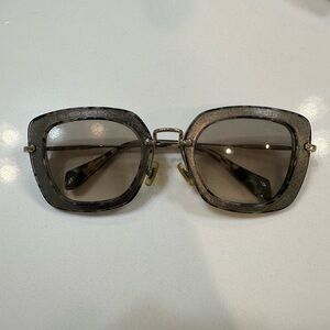 Miu Miu Cat eye Square Sunglasses - Black and Gold